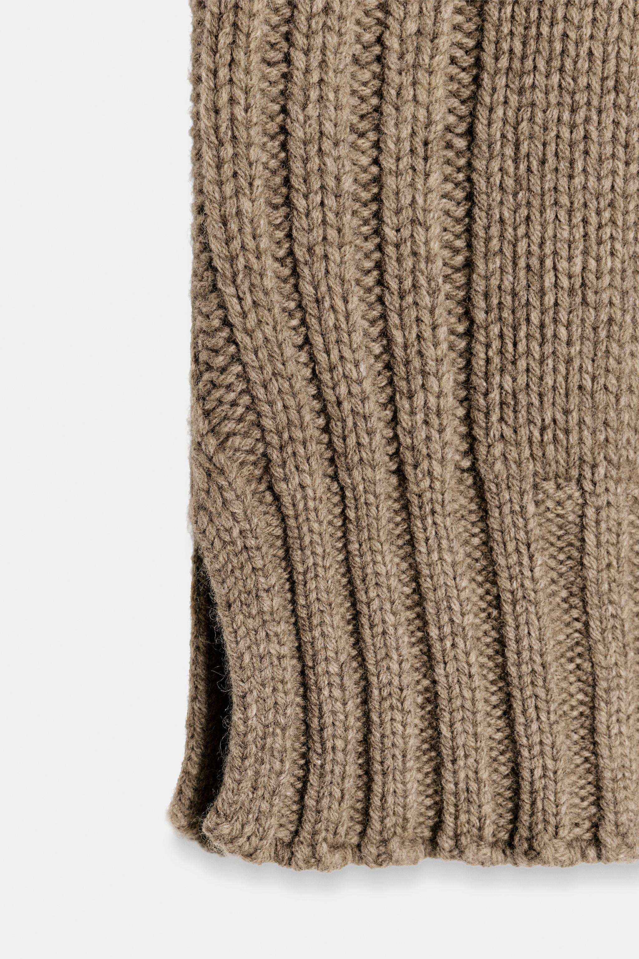 GILET AVEC LAINE COL MONTANT